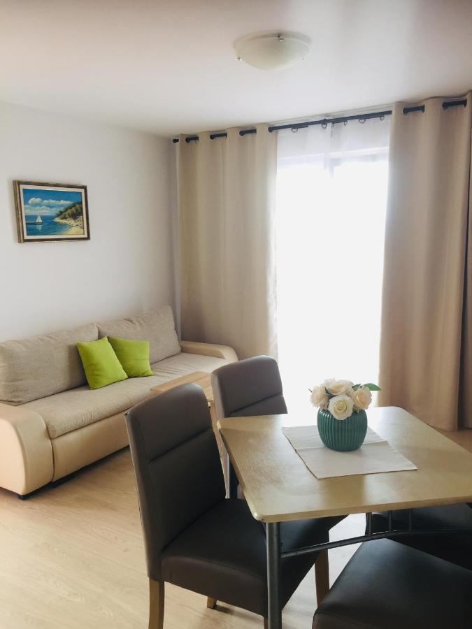 Apartments Mare Пунат Екстер'єр фото
