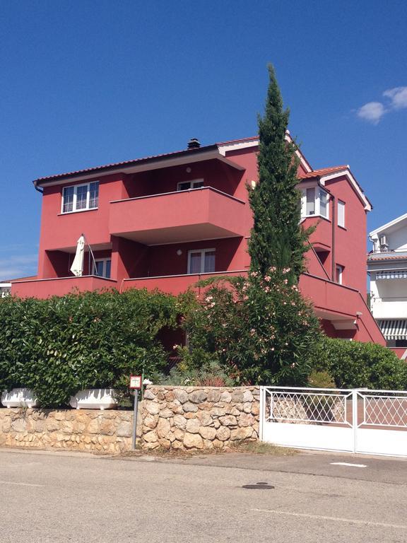 Apartments Mare Пунат Екстер'єр фото